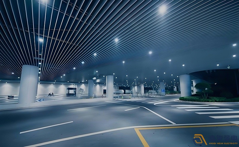 在地下車庫，看燈光如何綠色“智”變？